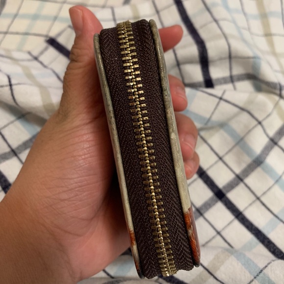 Card Holder - Picture 2 of 4